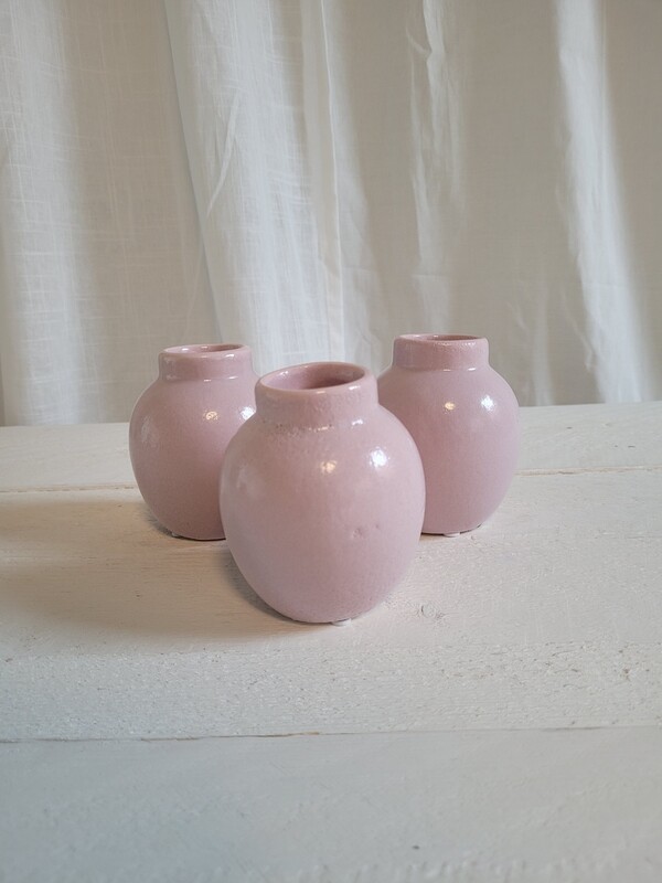 Vaasje rond roze