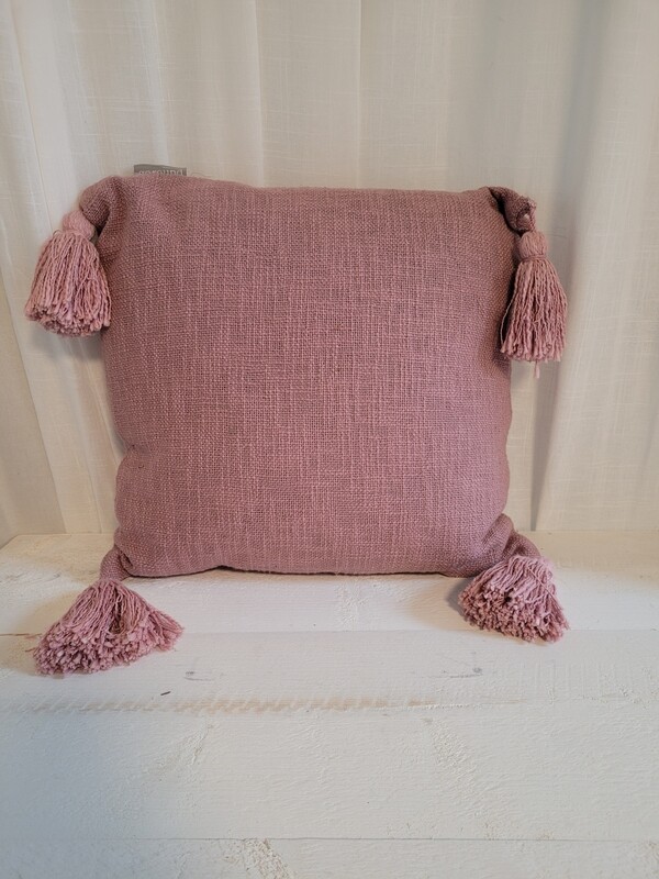 Kussen donker roze tassels