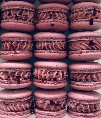 French Macarons (4 pcs)
