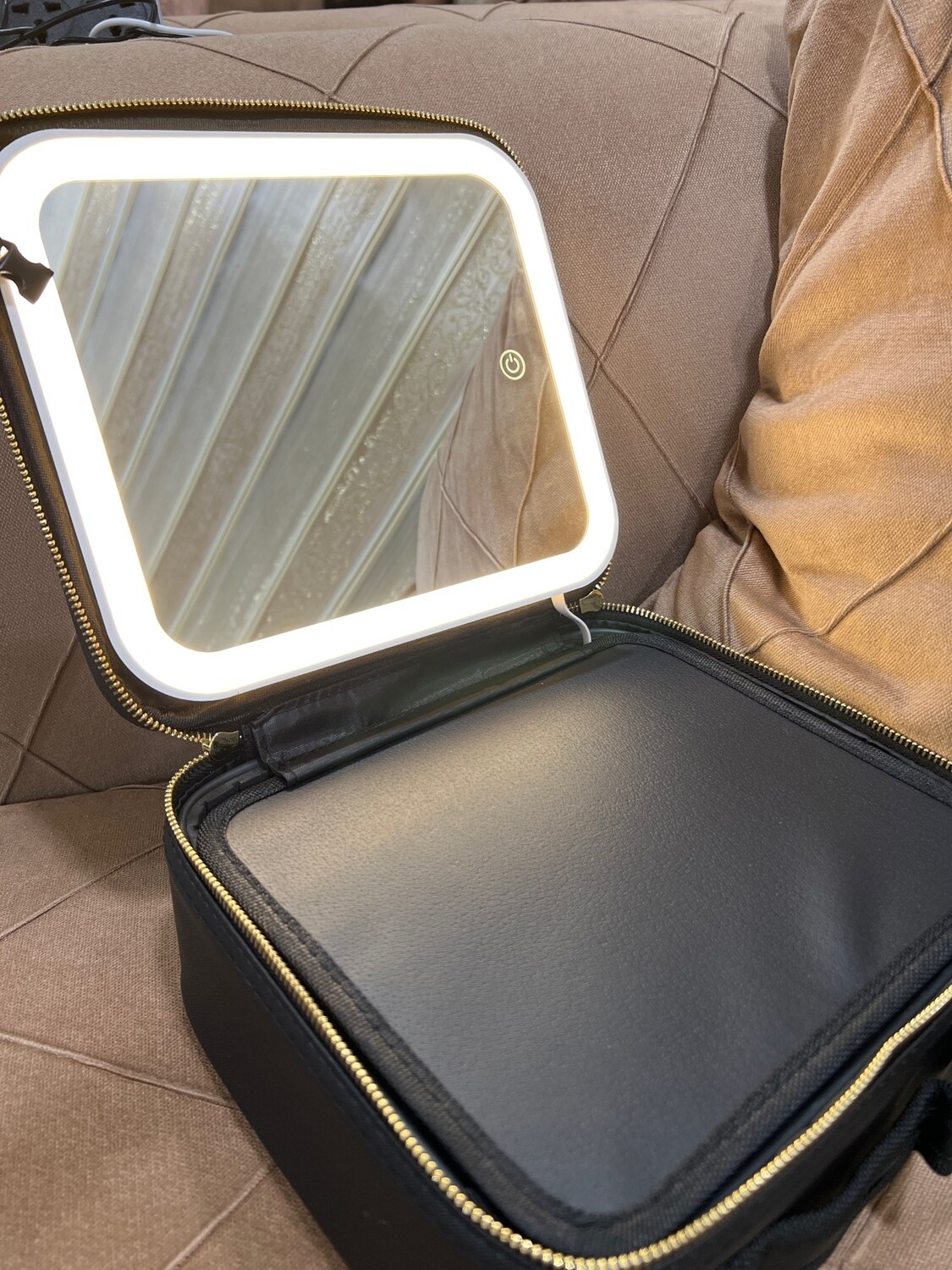 Smart LED Cosmetic Case with Mirror Cosmetic Bag Large Capacity Fashion Portable Storage Bag Travel Makeup Bags for Women