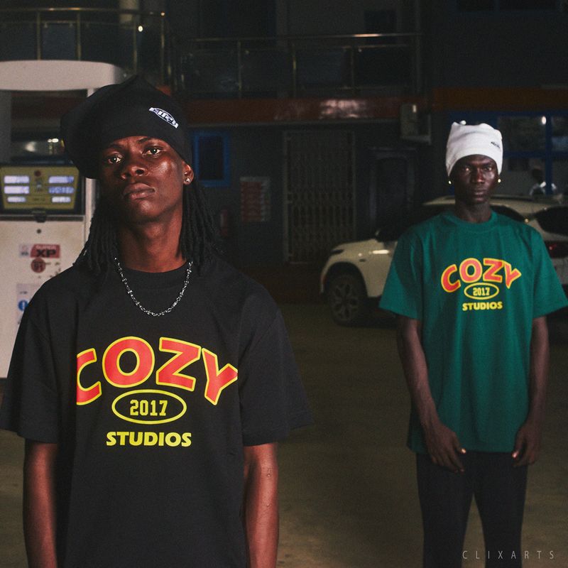 COZY STUDIOS TEXT TEE
