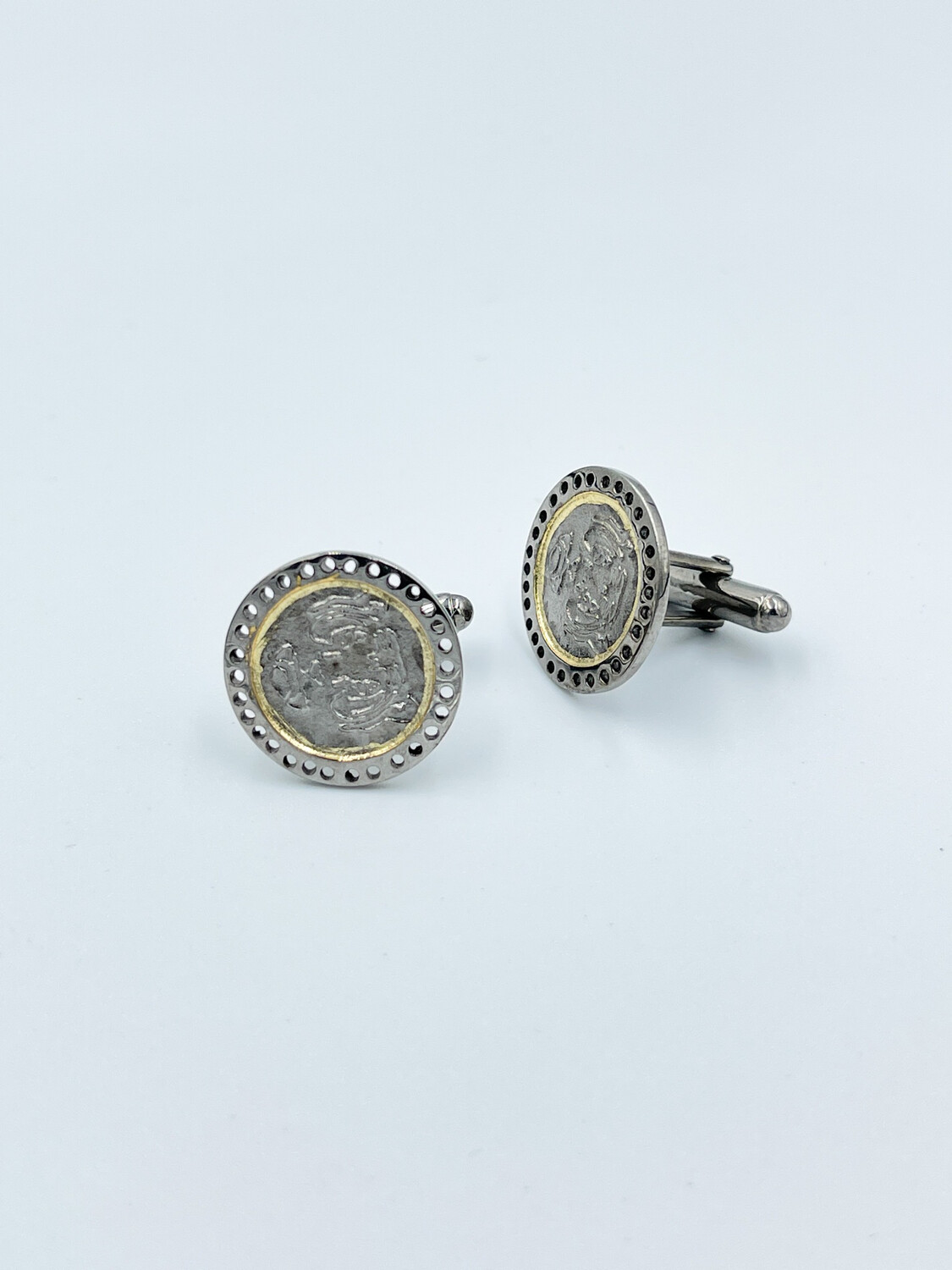 THAR T cufflinks