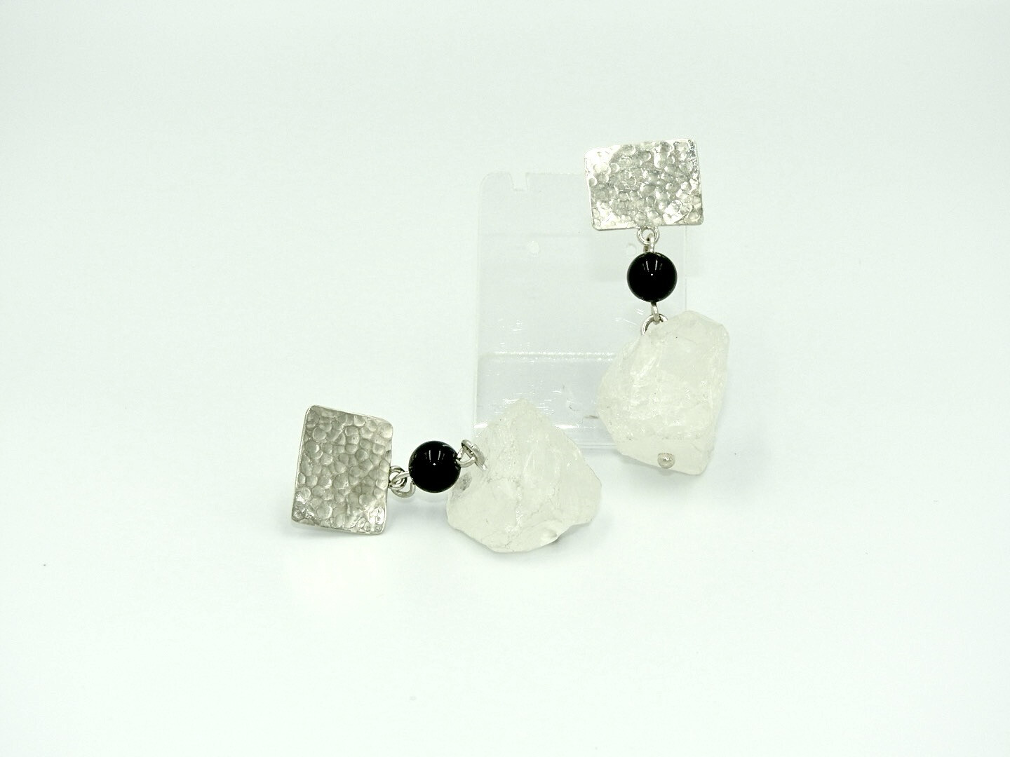 Quartz earring