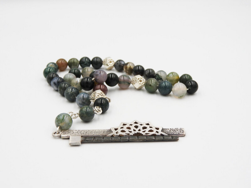 Blood stone 33