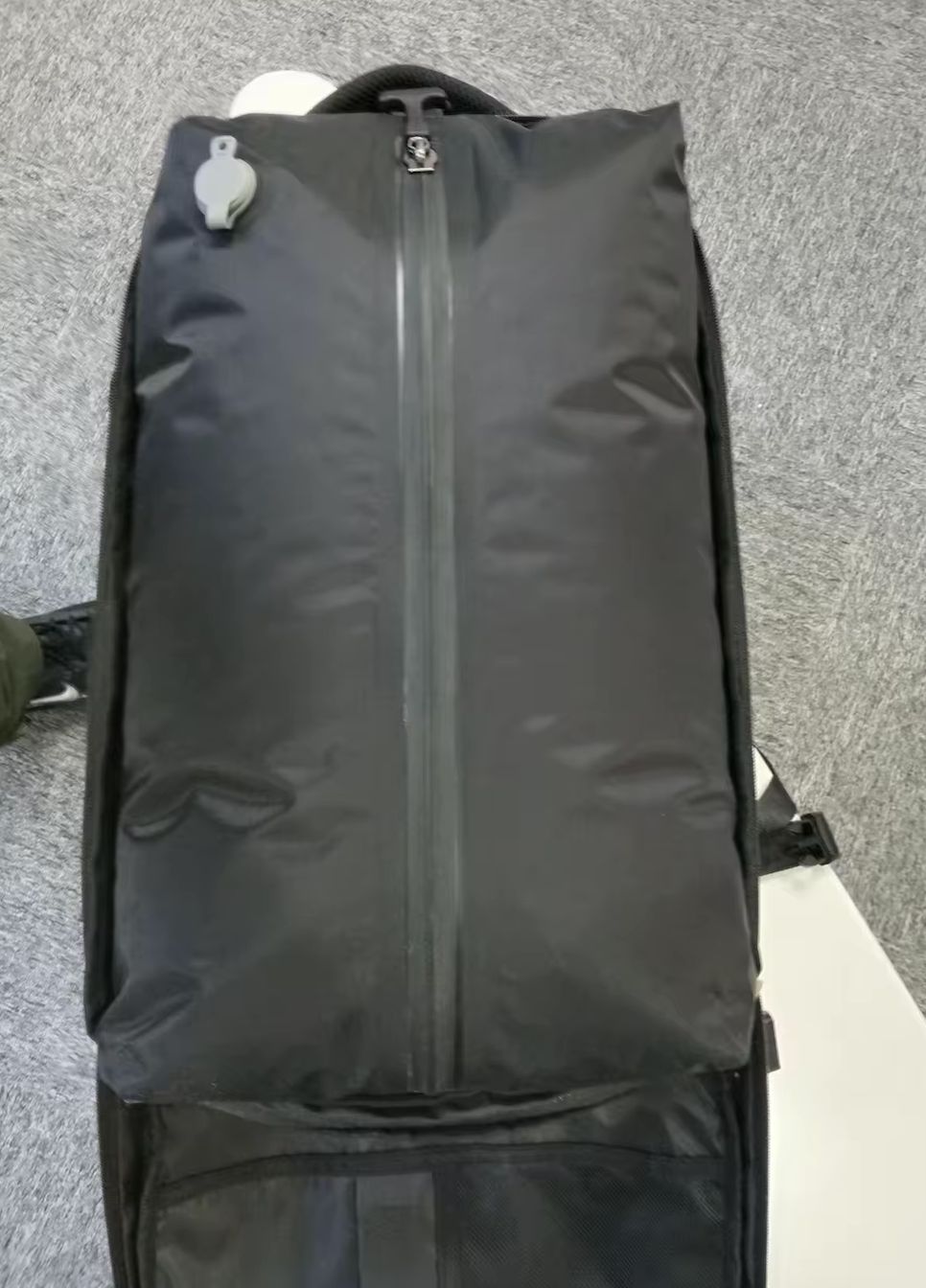 Anti- theft air vacuum bag without Air Pump