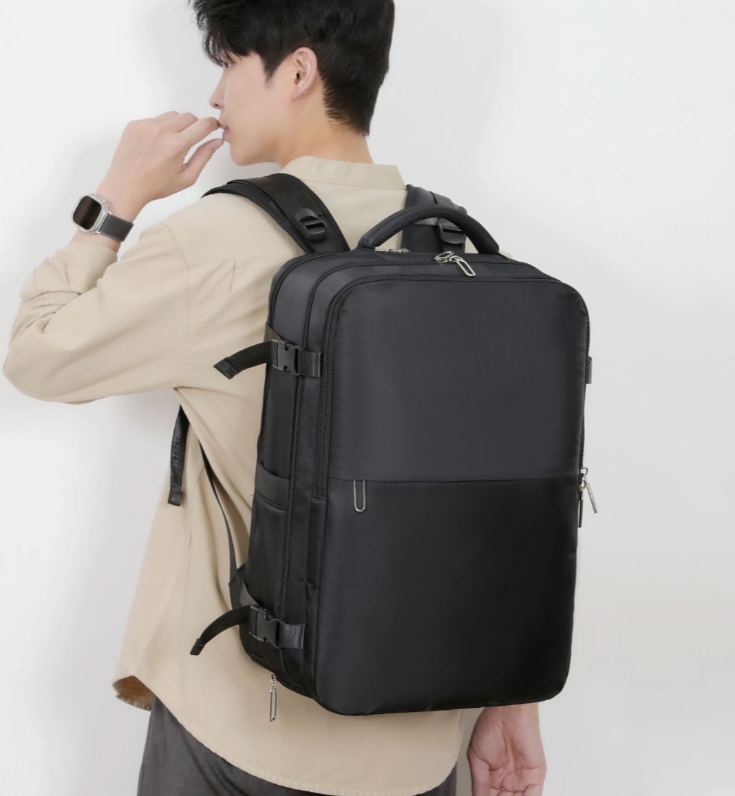 Anti- theft air vacuum bag without Air Pump