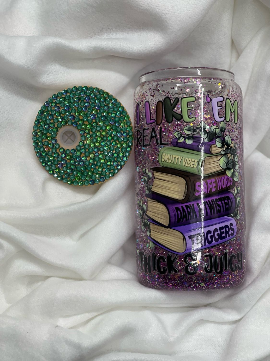 16 Oz Glass Snowglobe With Rhinestoned Lid