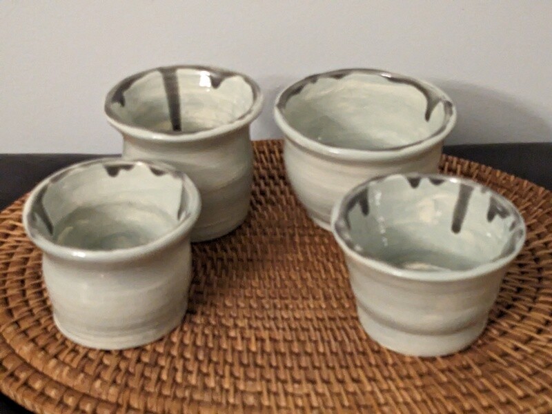 Set 0f 4 Ice Cream Bowls