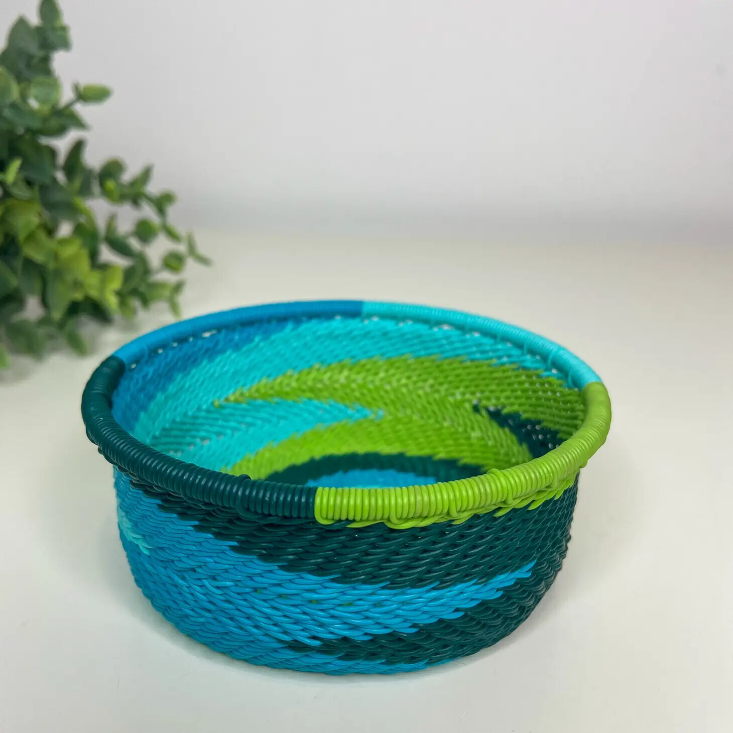Telephone wire basket ~ African Spring