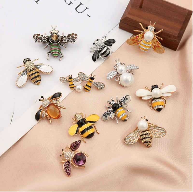 Stylish Bee Brooch