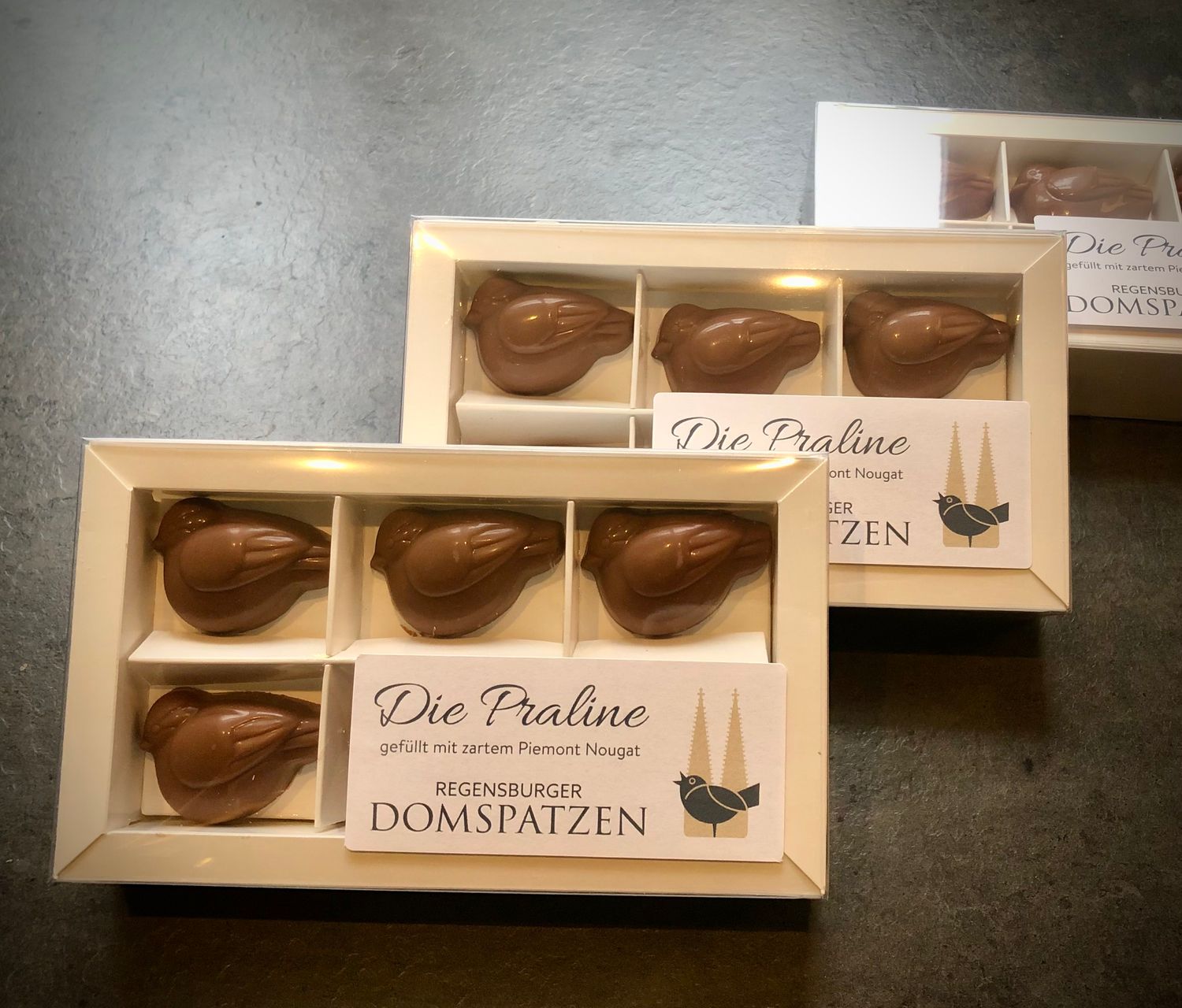 Nougat-Pralinen "Regensburger Domspatzen"