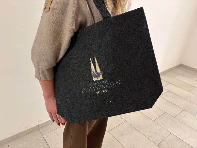 Filztasche "Domspatzen" gestickt