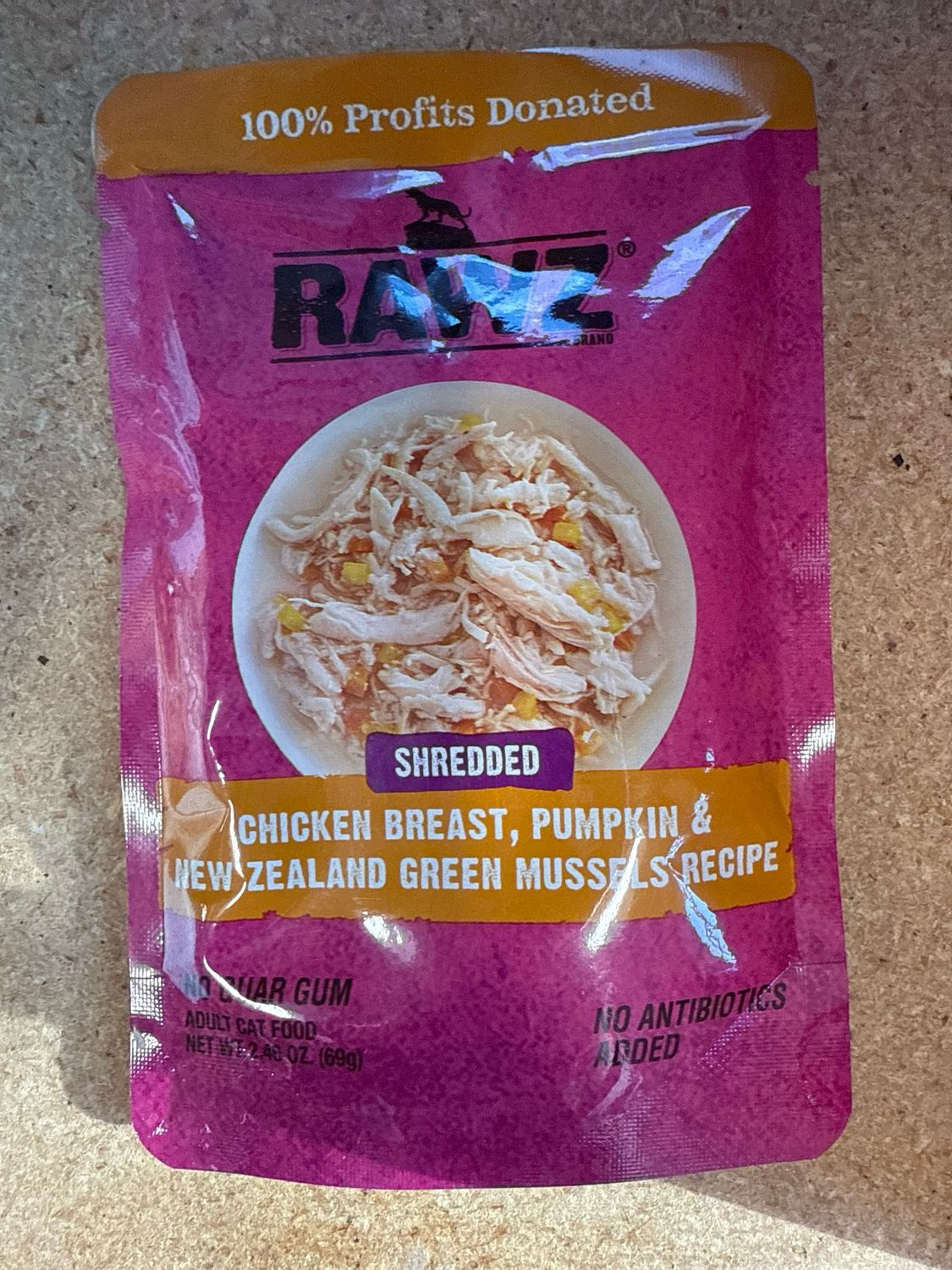 Rawz Cat Food Pouch Shredded Chicken Breast, Pumpkin &amp; NZGM 2.46oz