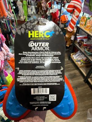 Hero Outer Armor Boomerang Large