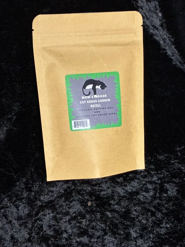 Mom's Indoor Cat Grass Ball Refill