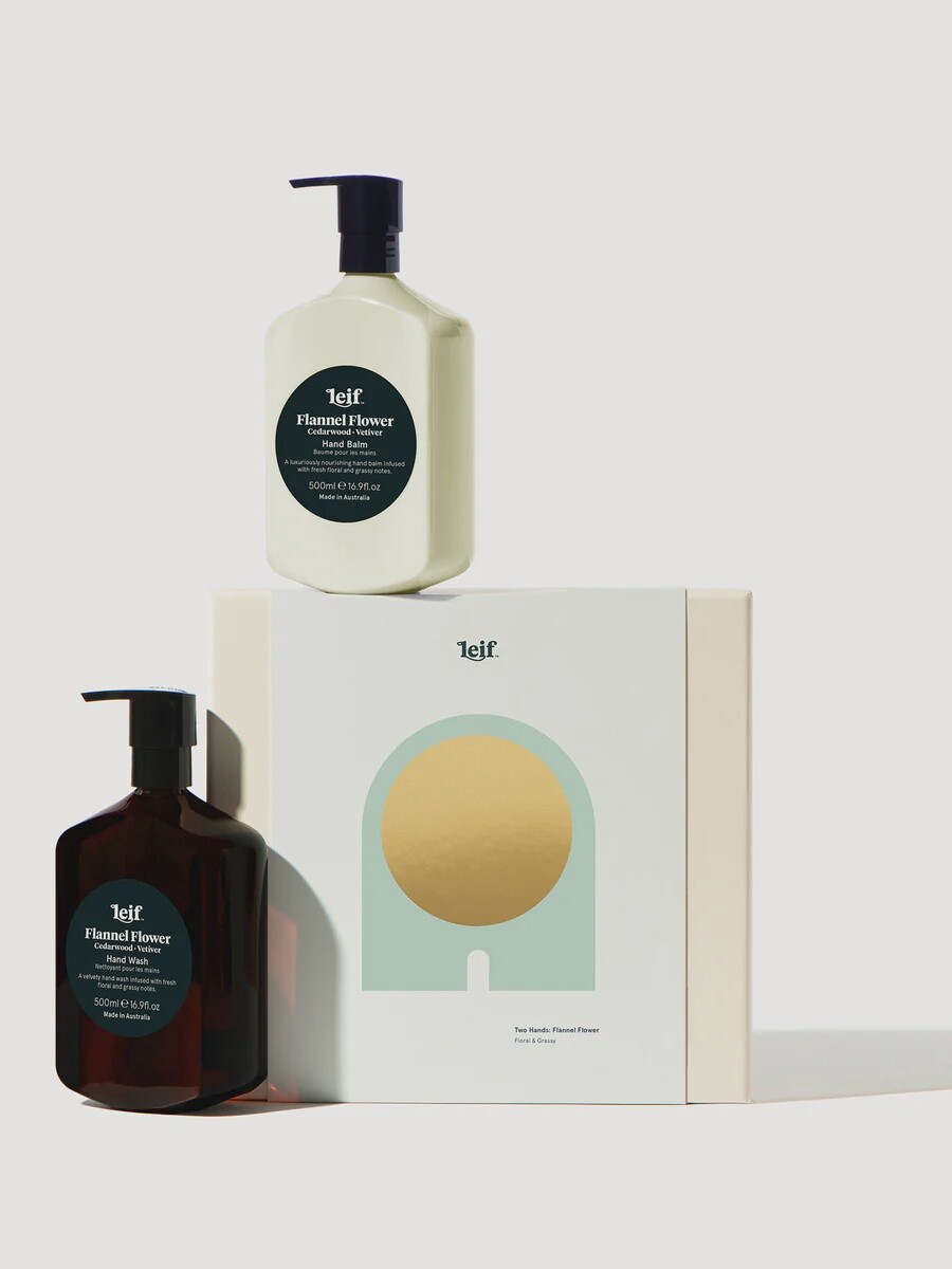 LEIF TWO HANDS GIFT SET, Scents: FLANNEL FLOWER, Size: LARGE
