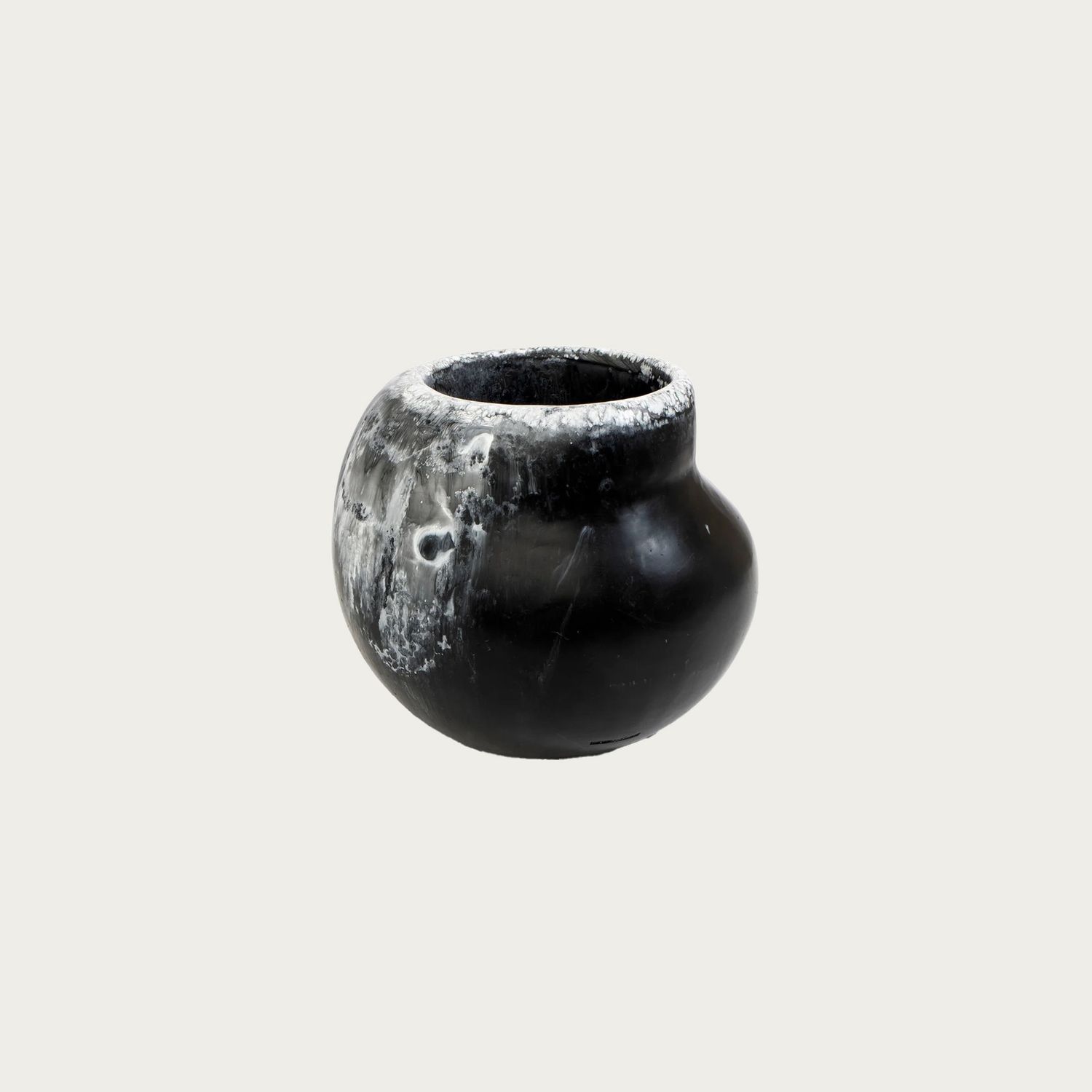LARGE MOSS VASE | BLACK MARBLE