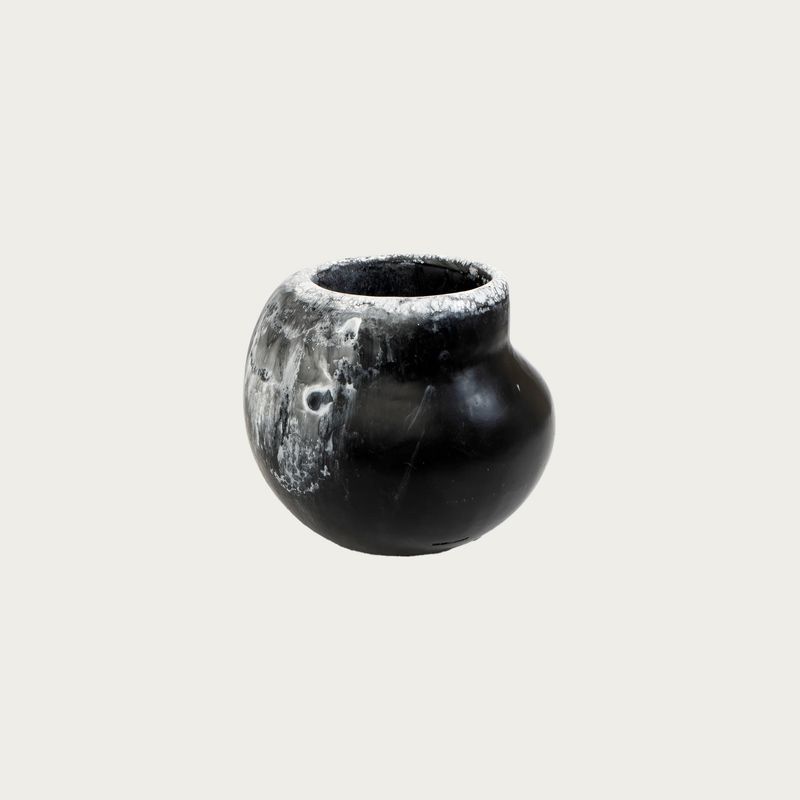 LARGE MOSS VASE | BLACK MARBLE