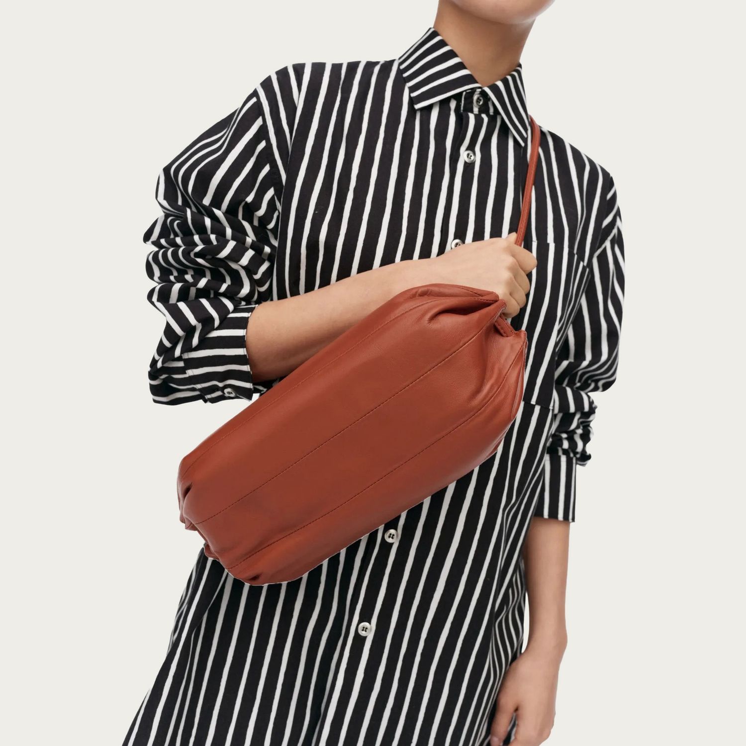 KARLA SHOULDER BAG, Colour: 300
