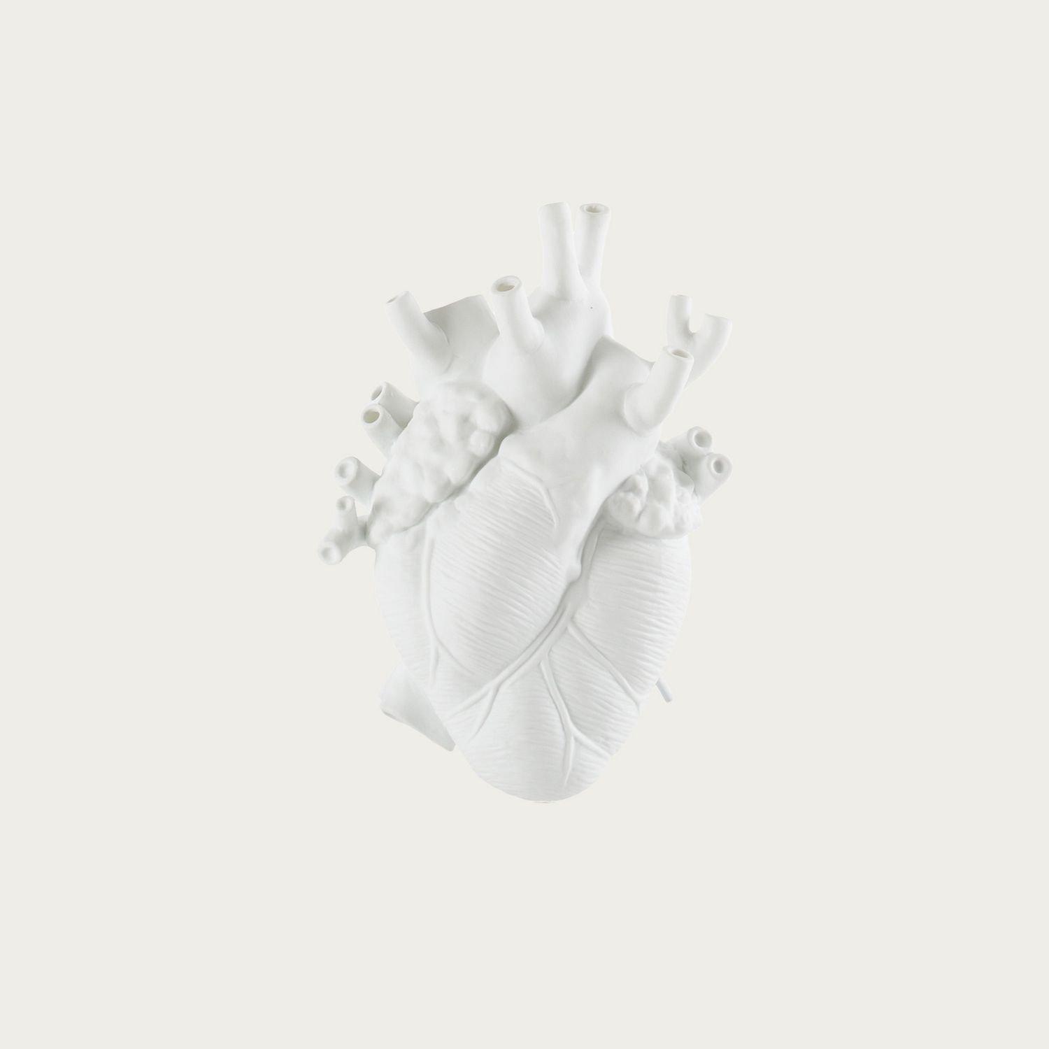 LOVE IN BLOOM HEART VASE | PORCELAIN