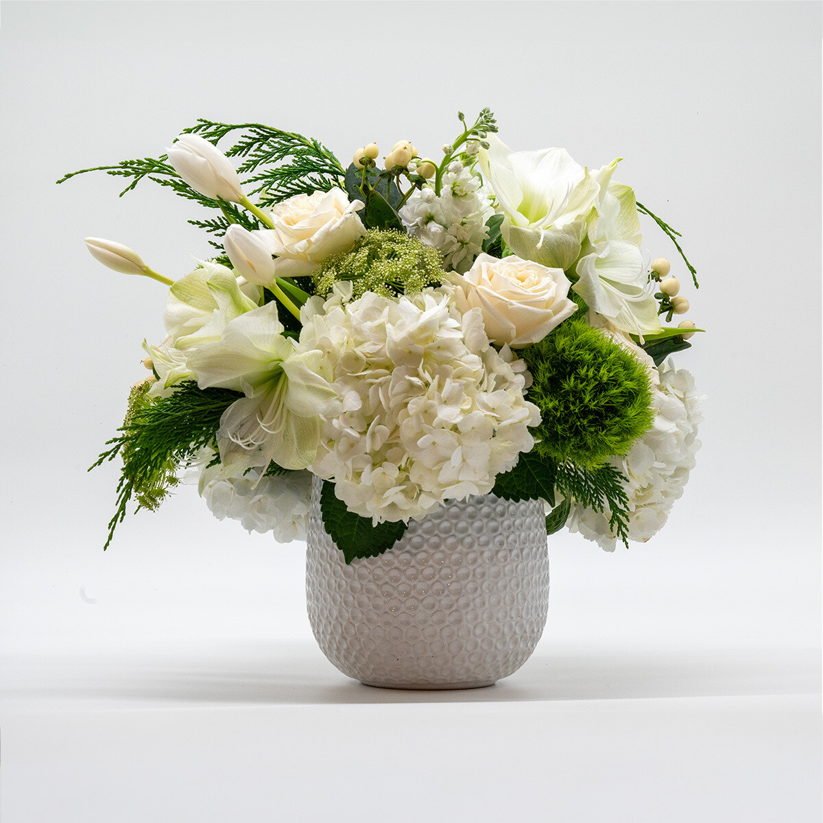 Deluxe Winter White Centerpiece