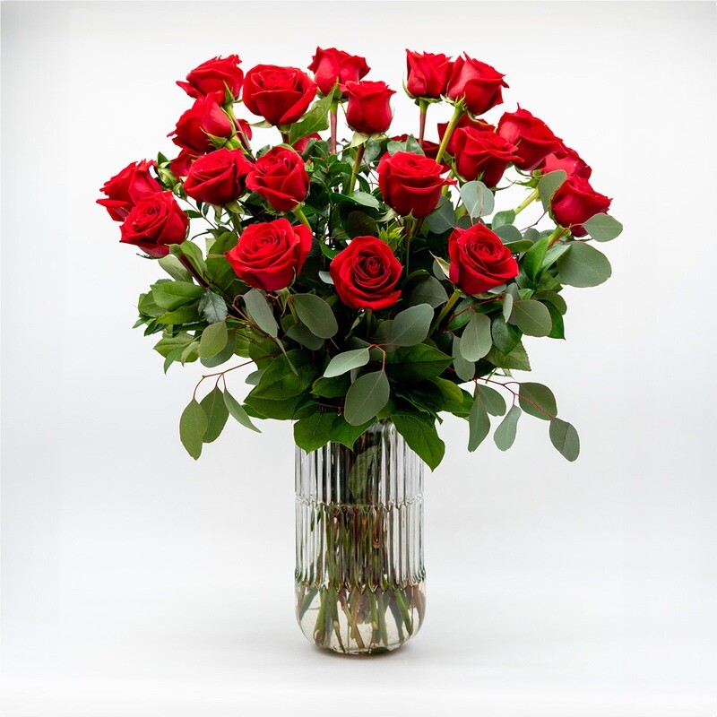 La Vie en Rose - Valentine's Day Deluxe Roses