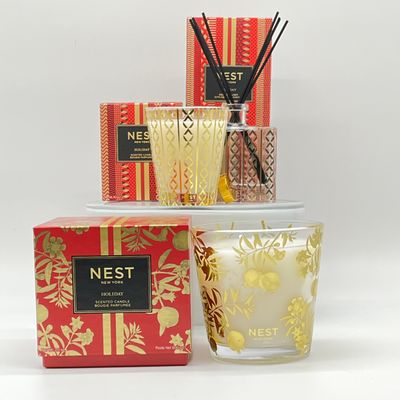 Classic Candle Holiday