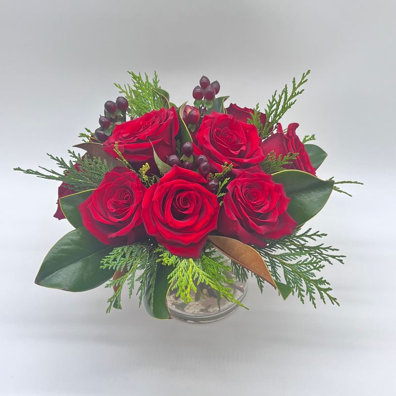 Classic Holiday Arrangement