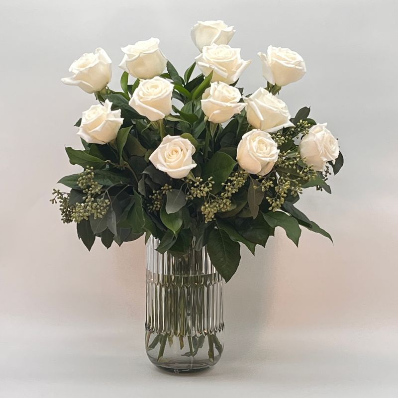 Deluxe Rose Vase Arrangement