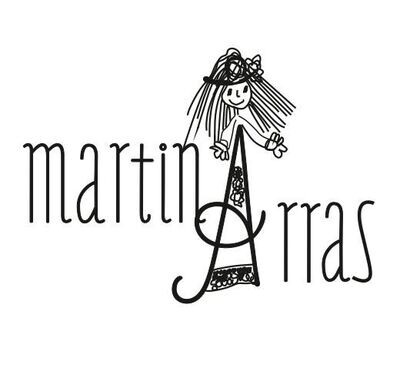 +MARTINA ARRAS
