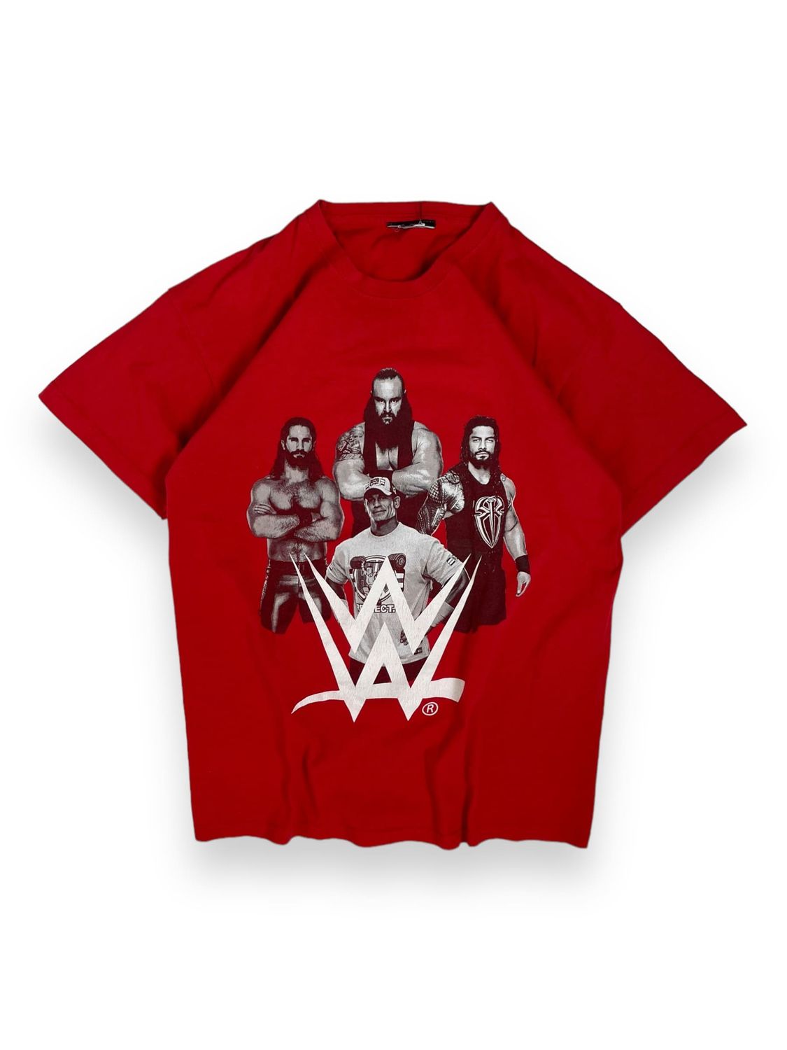 T-shirt z nadrukiem &#39;WWE&#39; (XS)