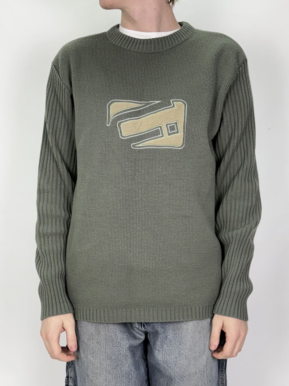 Sweter z nadrukiem (M)