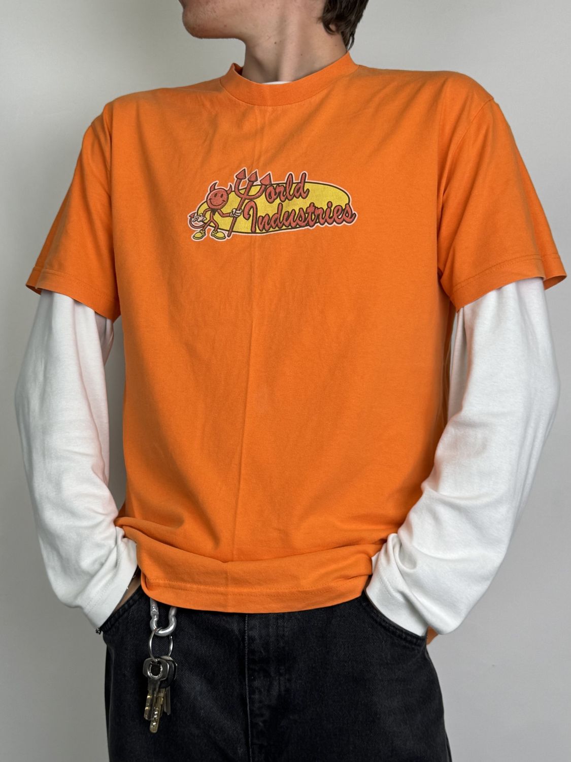 T-shirt World Industries (L)