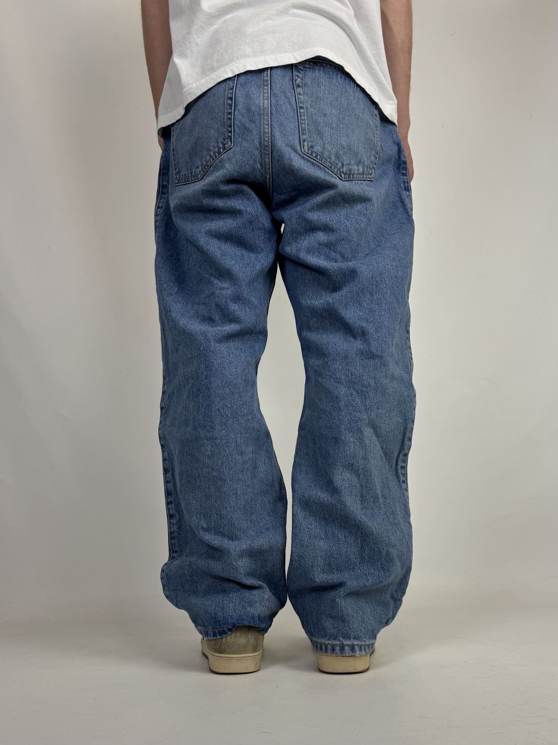 Spodnie Weekday (M)