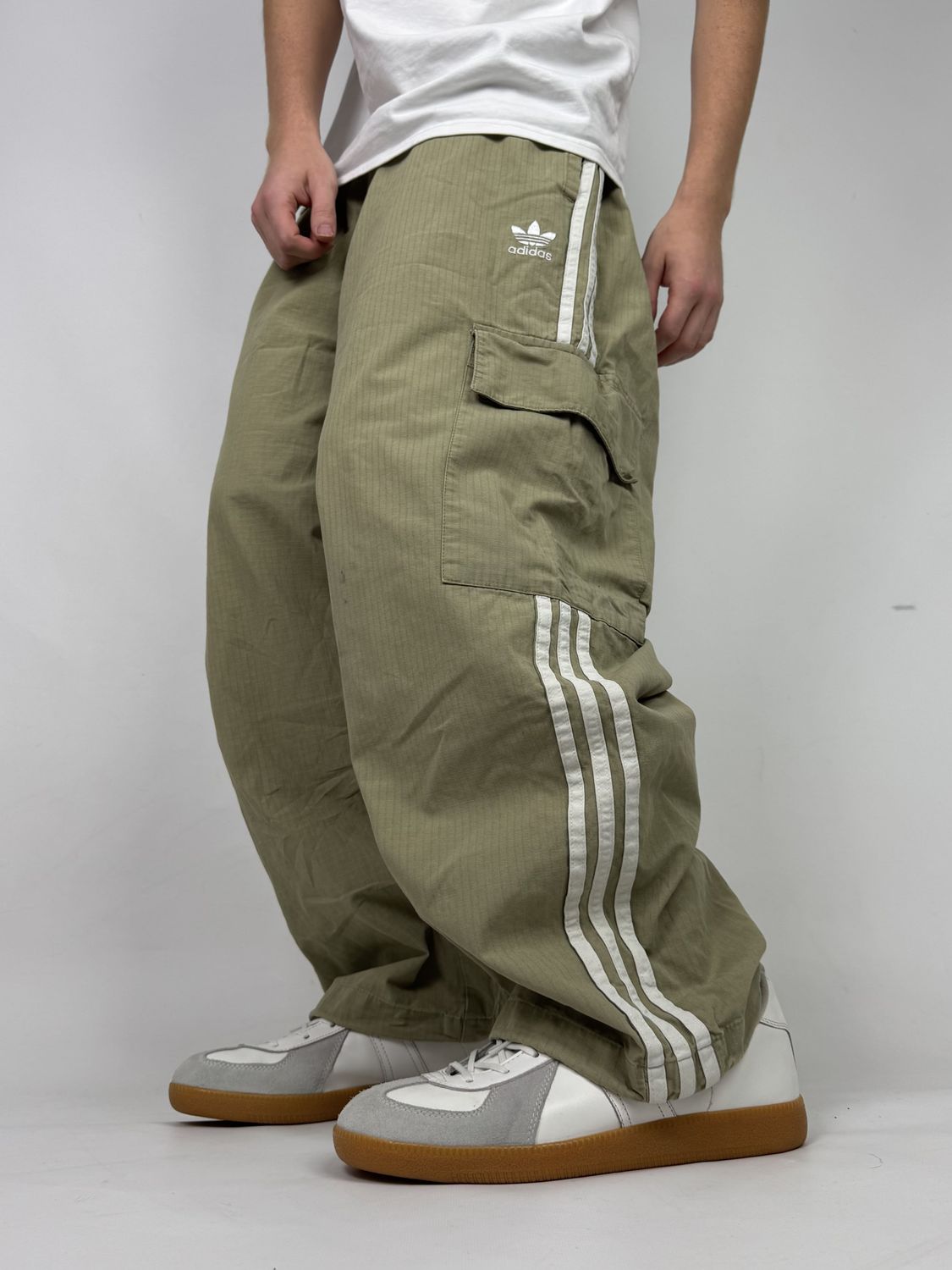 Spodnie Dresowe Adidas (L)