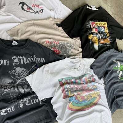 T-shirty