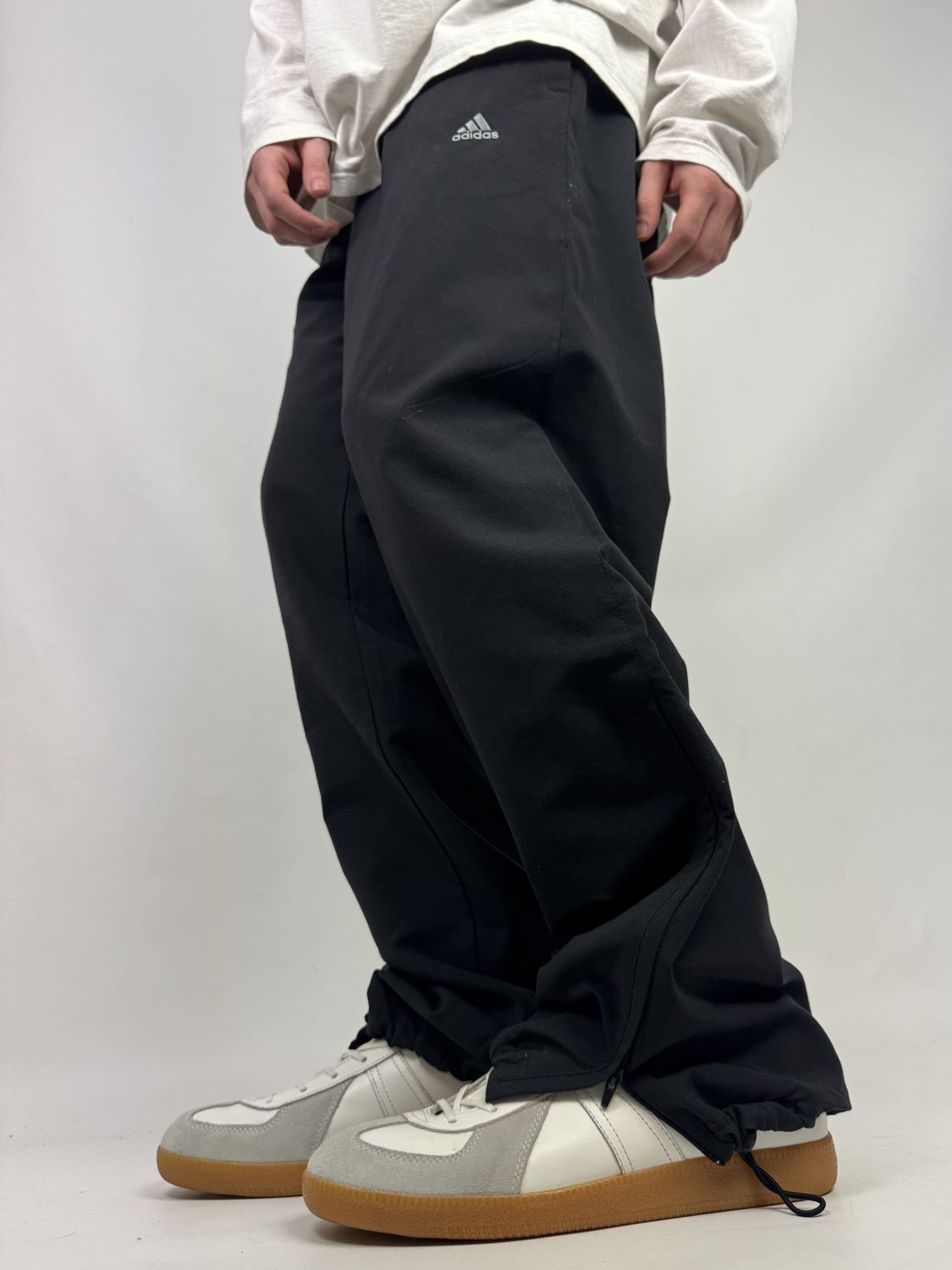 Spodnie Dresowe Adidas (M)