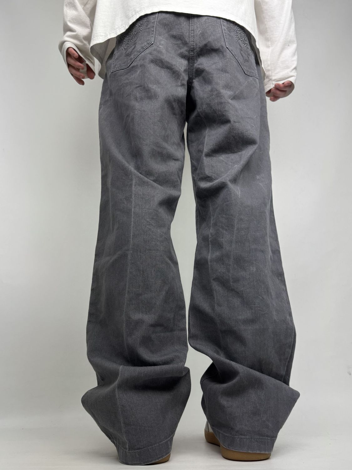 Spodnie Jeansowe z Haftem (XL)