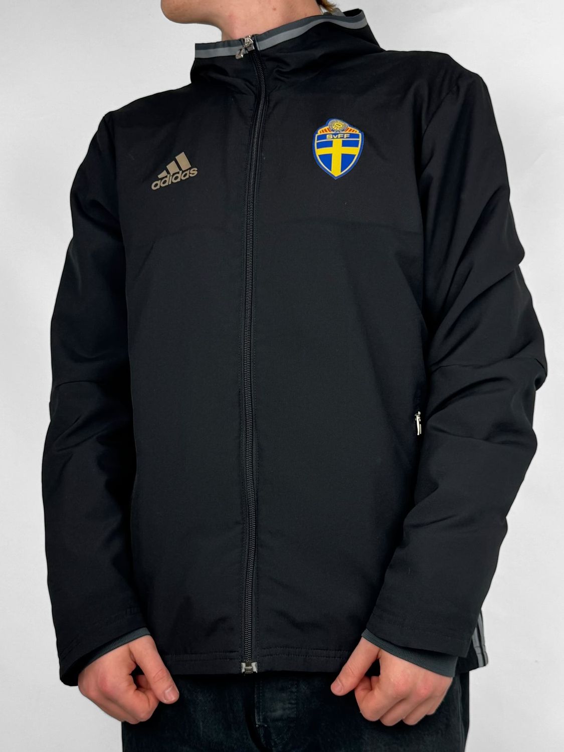 Bluza rozpinana Adidas Sweden (M)