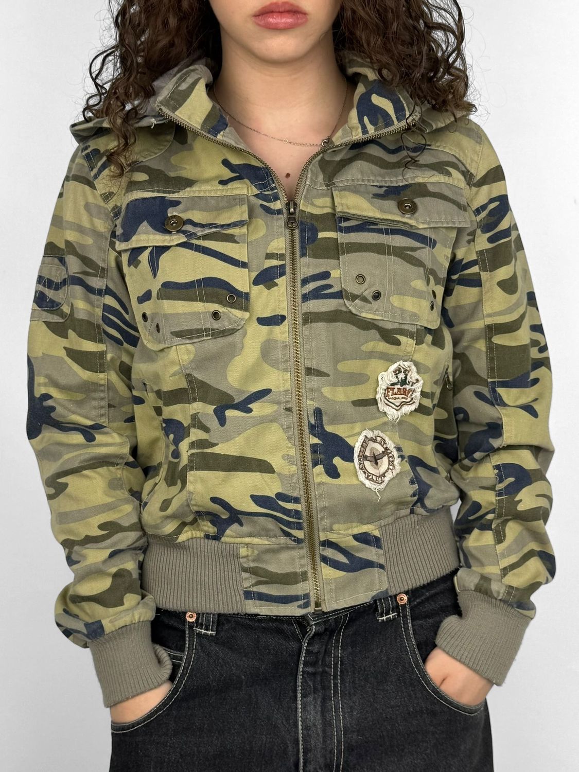 Kurtka Y2K Camo (Damskie M)