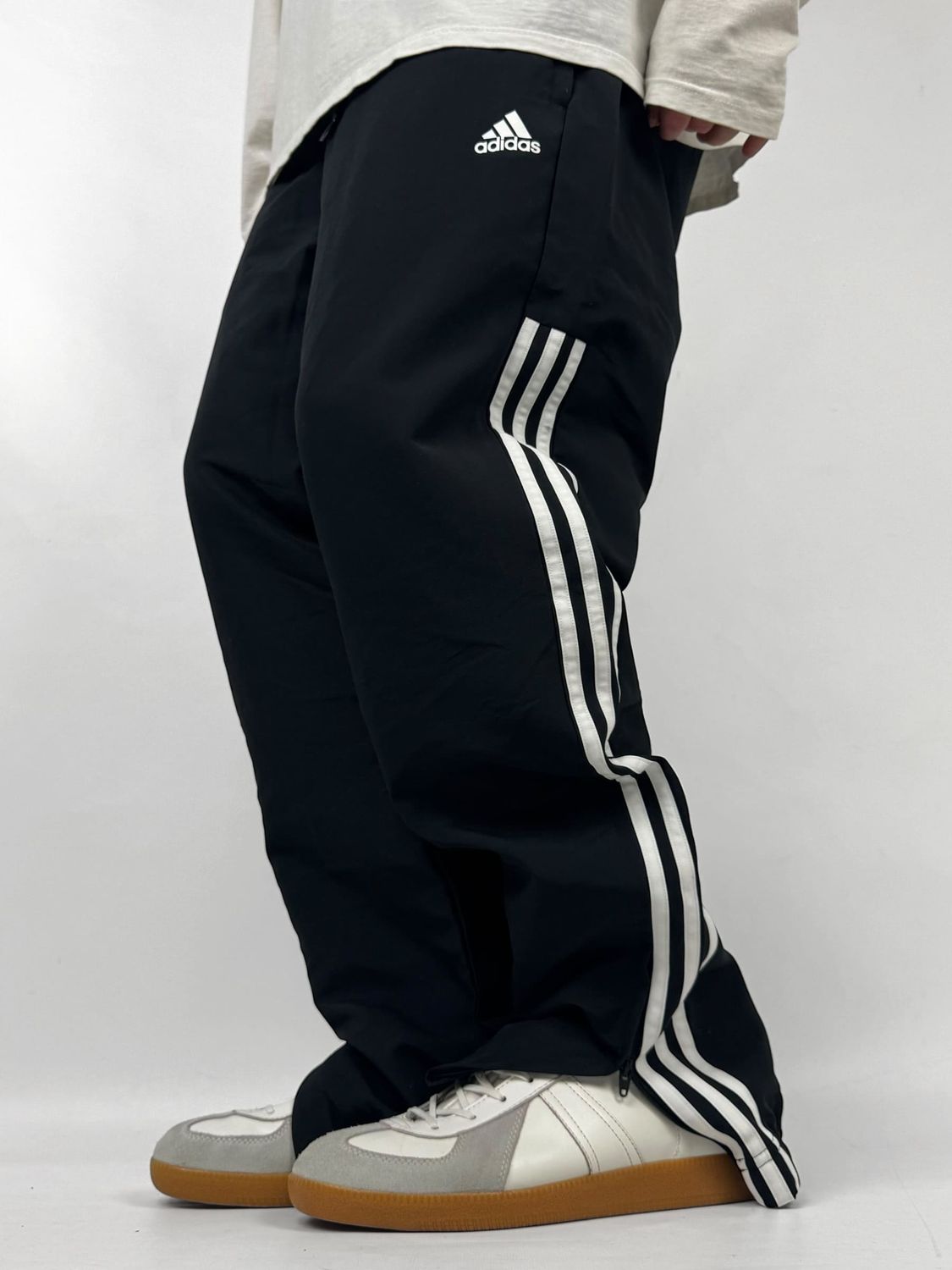 Spodnie Dresowe Adidas (M)