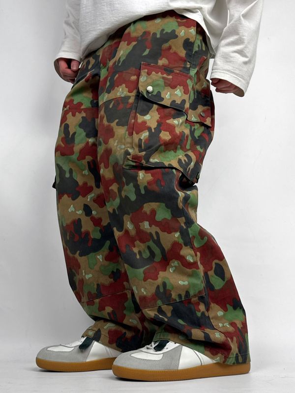 Spodnie Camo Swiss Army Pants (M)