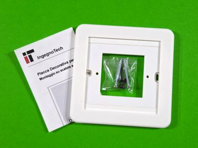 Wall plate for BHT-6000 series thermostats