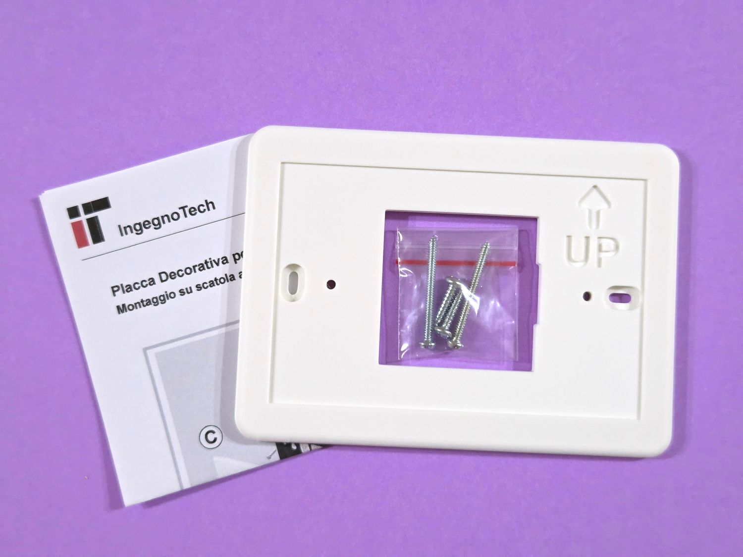 Wall plate for bticino Smarther 2 thermostat