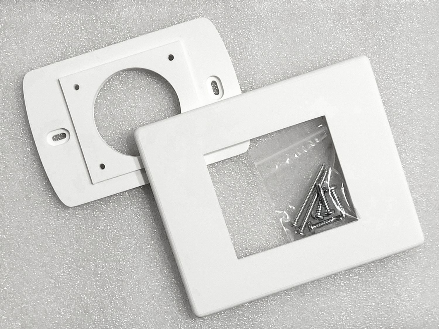 Vaillant vSMART Plate for Thermostat on Wall Box