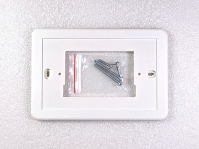 Wall plate for bticino Smarther 2 thermostat