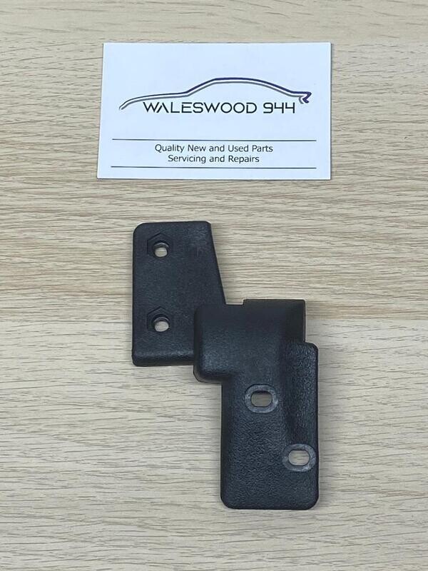 New Porsche 944 924 Right Side Wind Deflector Hinge