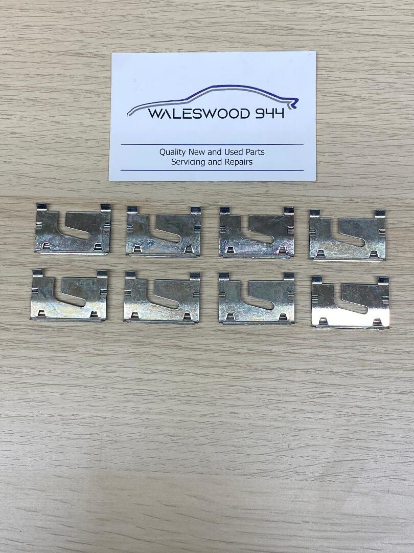 New Porsche 944 924 Windscreen Trim Clips x 8