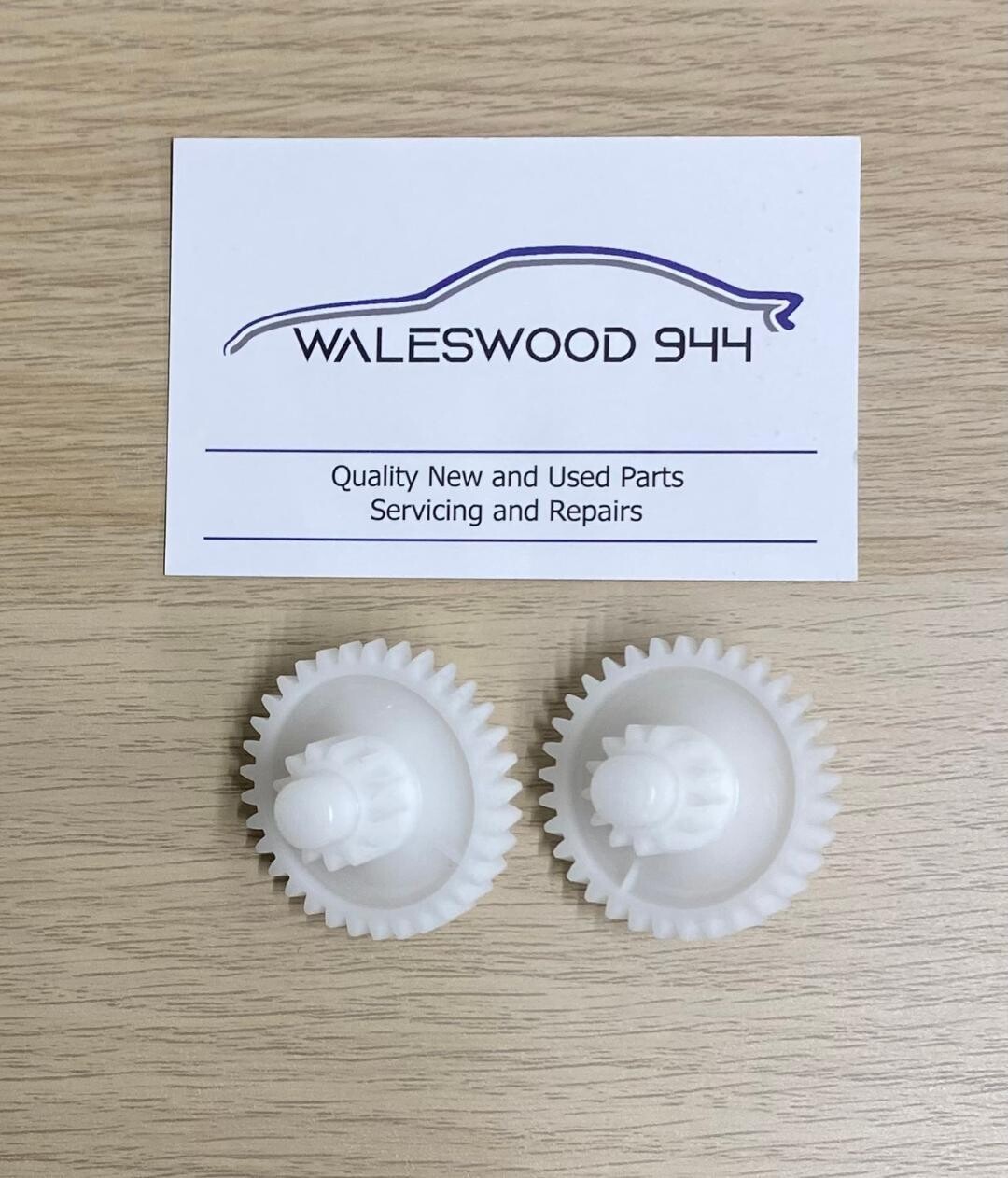 New Porsche 944 924S Sunroof Mechanism Gear Cog Set
