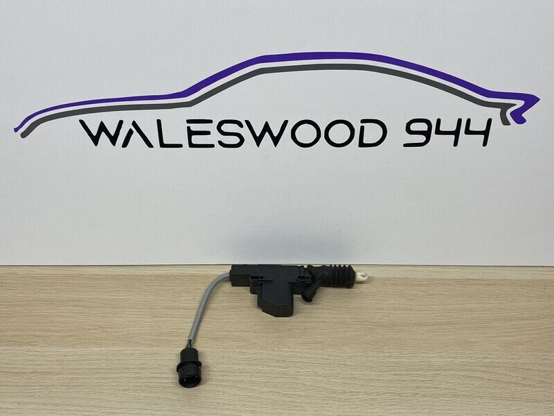 Used Porsche 944 Central Locking Actuator